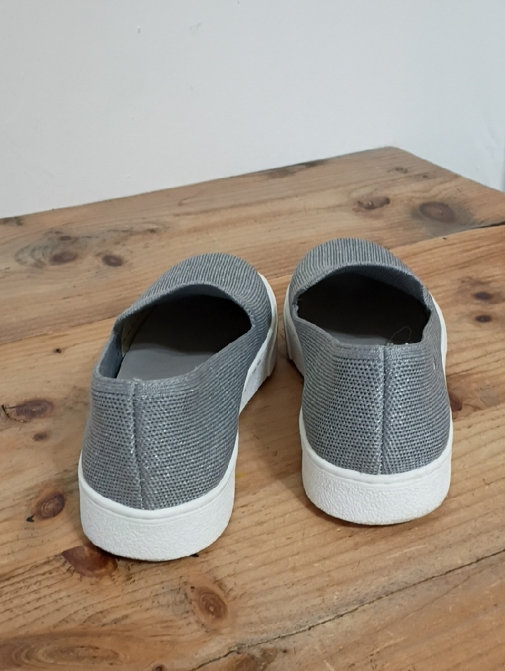 Vivaia Silver Knit Slip On Sneakers Size 39 - Picture 7 of 11